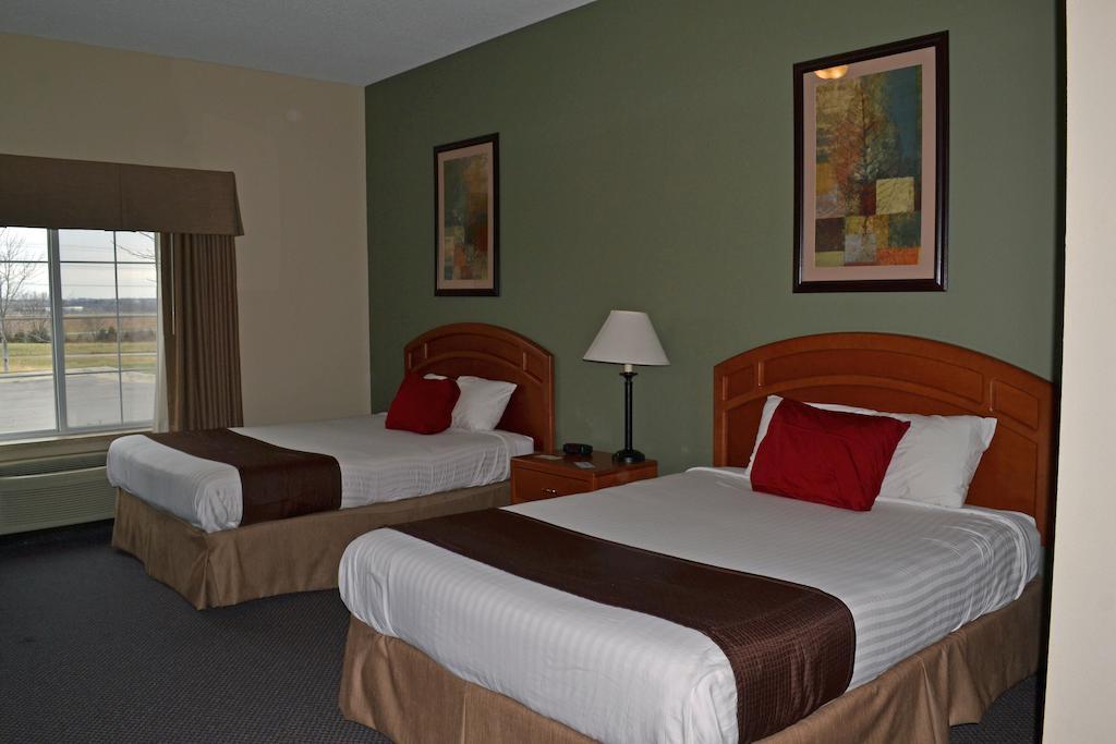 Paola Inn And Suites Oda fotoğraf
