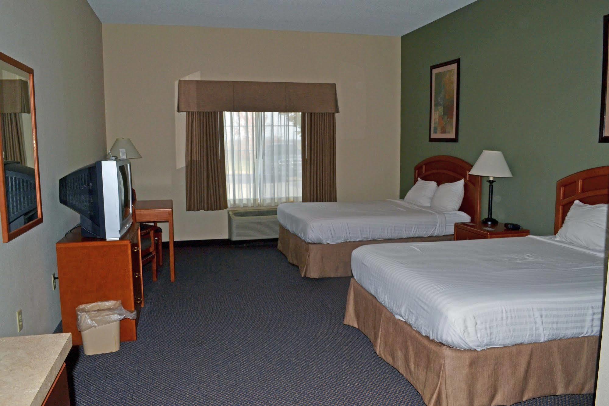 Paola Inn And Suites Dış mekan fotoğraf